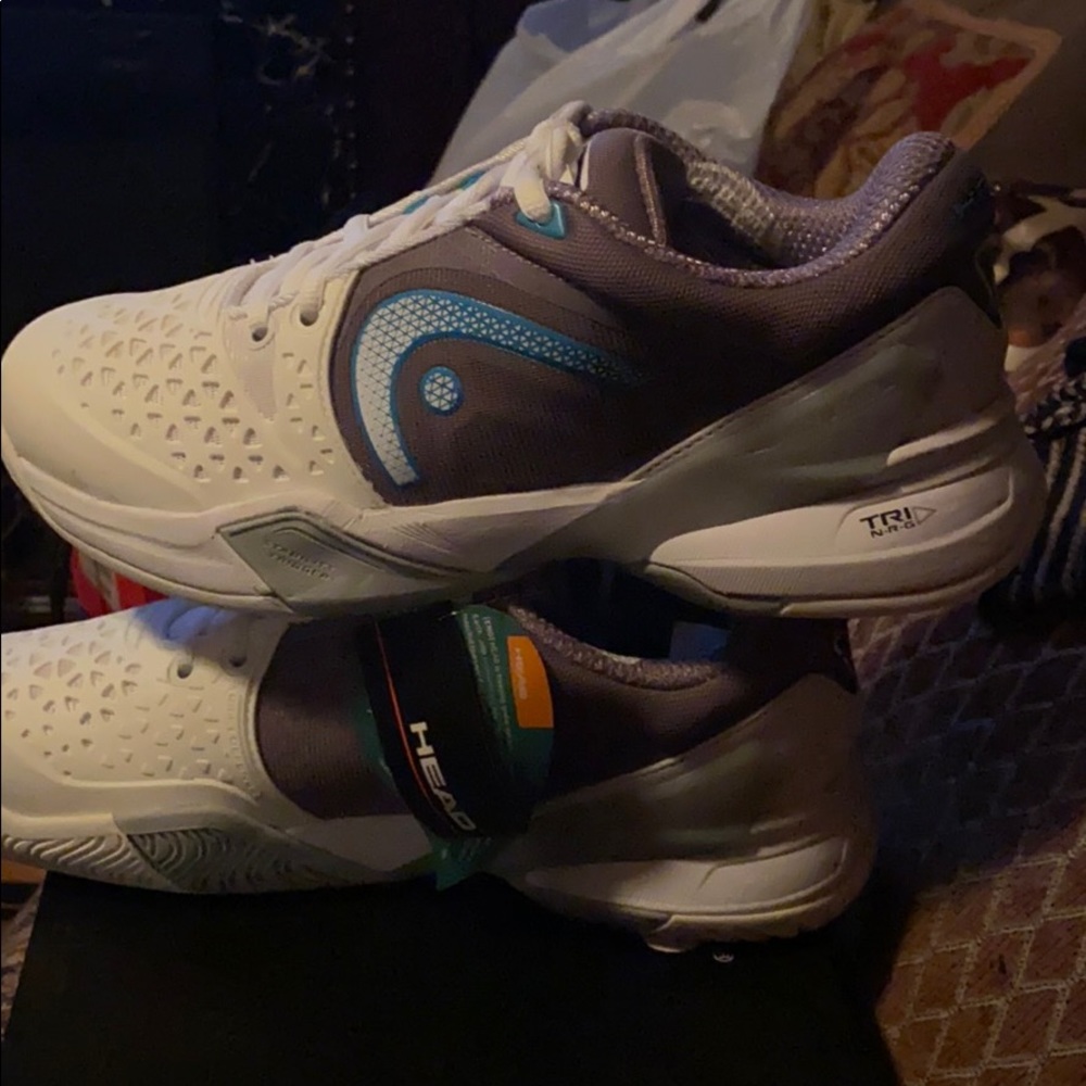 Women’s tennis shoesHead revolt pro
